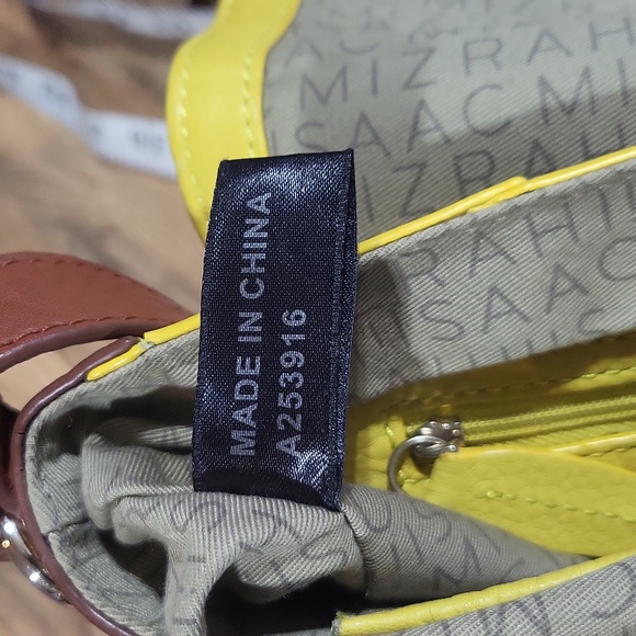 ISSAC MIZRAHI Cream Yellow Brown Color Block Leather Shoulder Bag - Picture 14 of 16